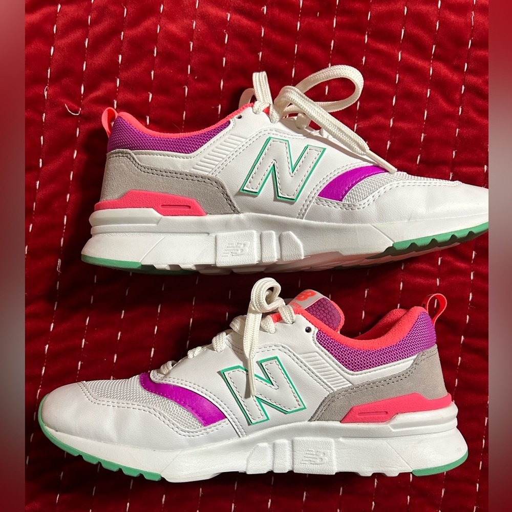 New Balance Women’s 997H